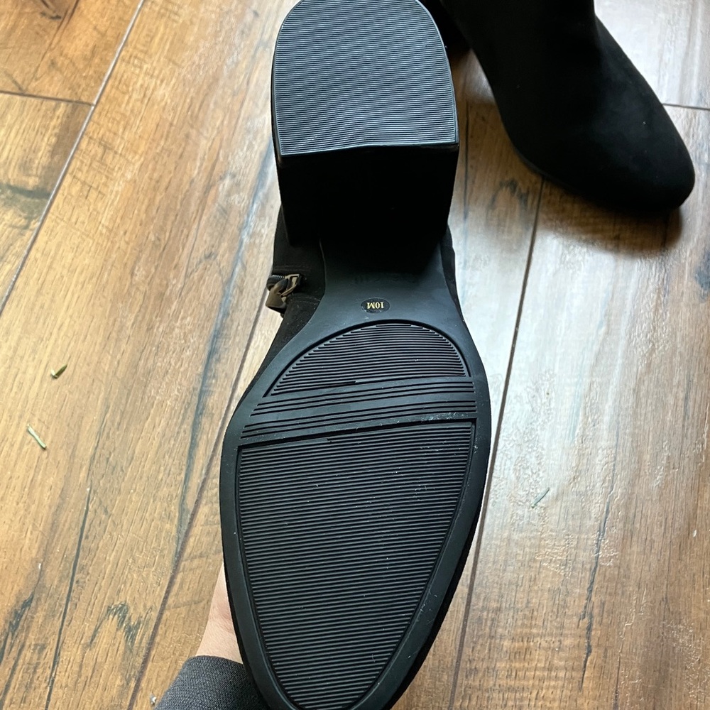 Bar III Black Gatlin Bootie – Women’s Size 10 - Picture 2 of 12